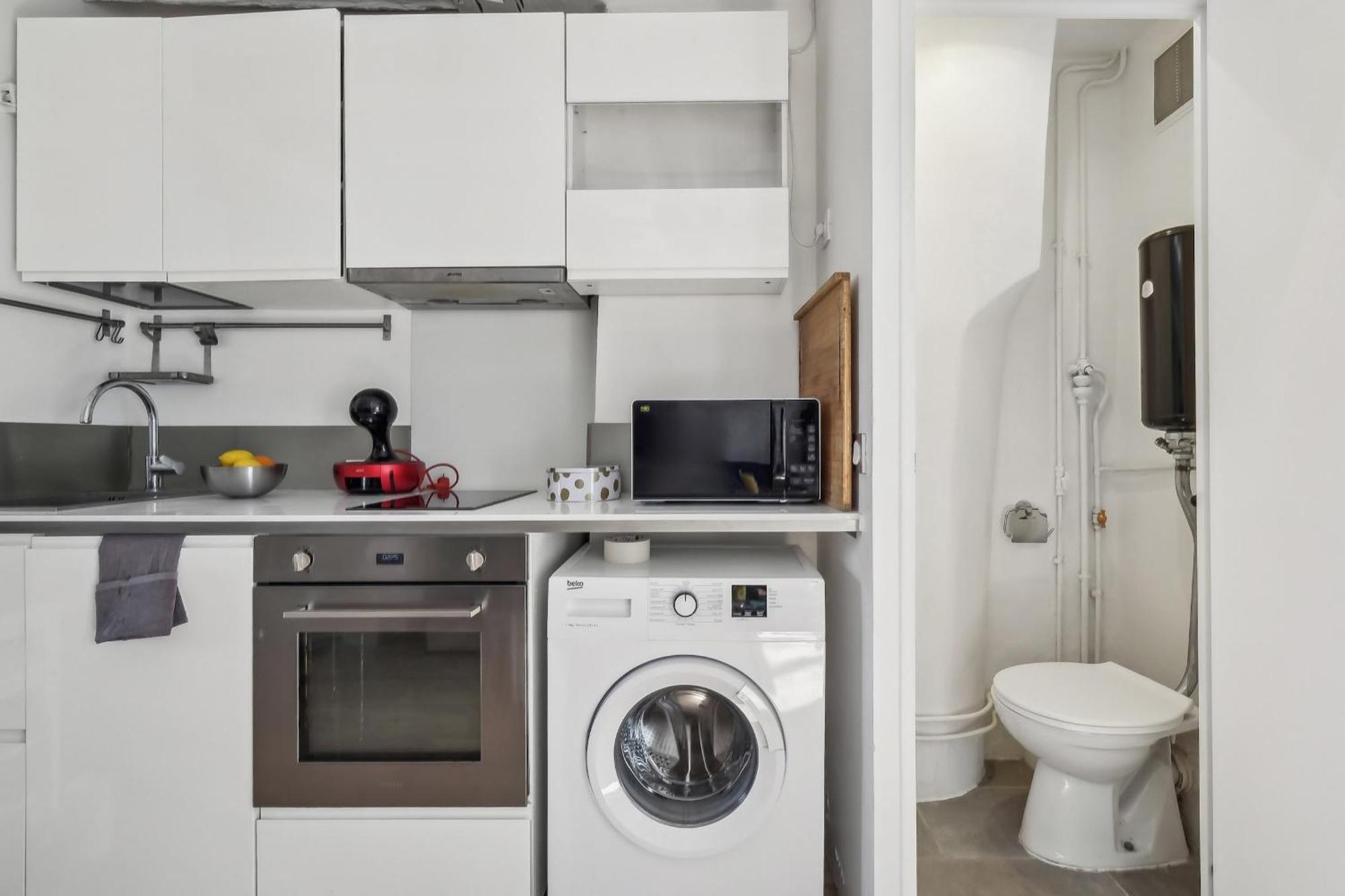 Le Louvre & Notre-Dame - Cityapartmentstay